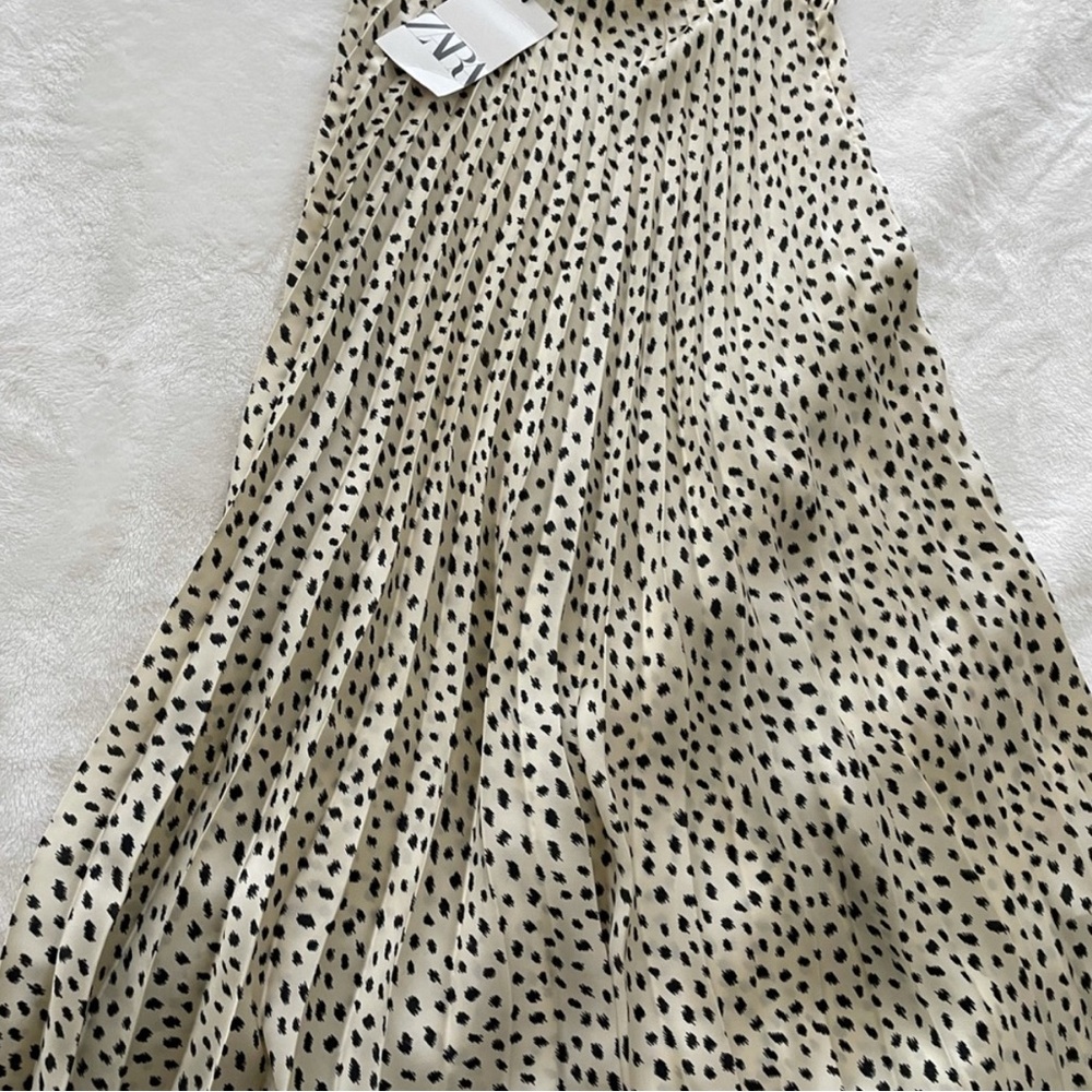 Zara pleated skirt